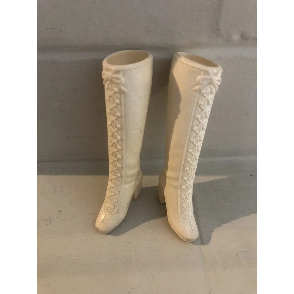 1970 BARBIE FRANCIE HTF SOFT LACE UP WHITE BOOTS Mattel MOD Rare JAPAN Vintage